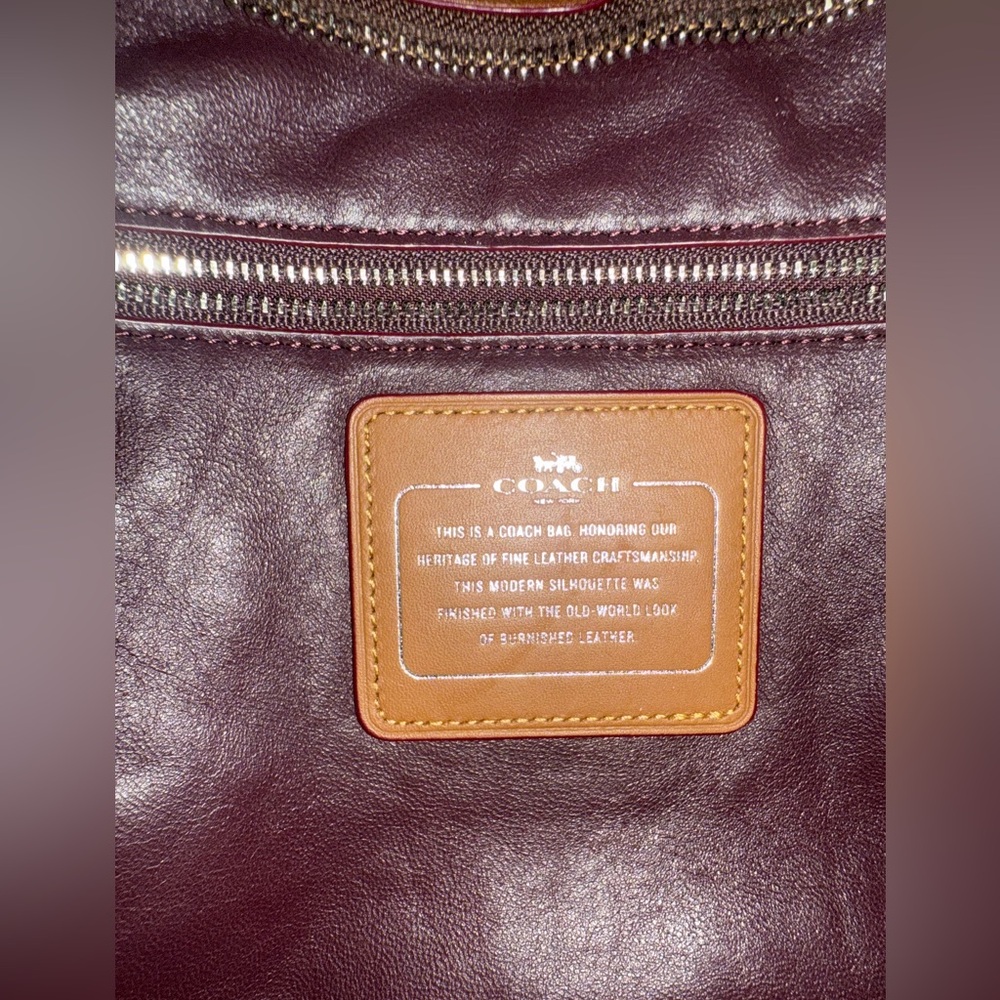Coach Nomad Hobo Crossbody
brown glovetanned leather with red edgepaint - Picture 7 of 7